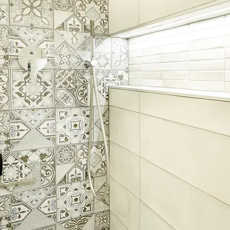 Lovely Lux Garden Flat Near Royal Park *