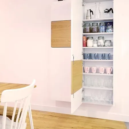 Lovely Lux Garden Flat Near Royal Park Daire *