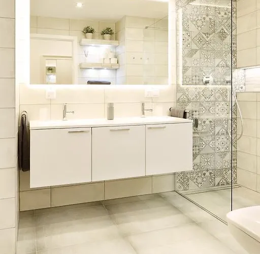 Lovely Lux Garden Flat Near Royal Park * Warsaw