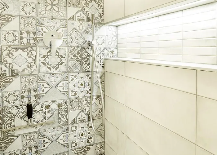 Lovely Lux Garden Flat Near Royal Park *