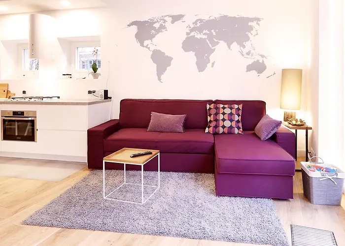 Lovely Lux Garden Flat Near Royal Park * Warsaw